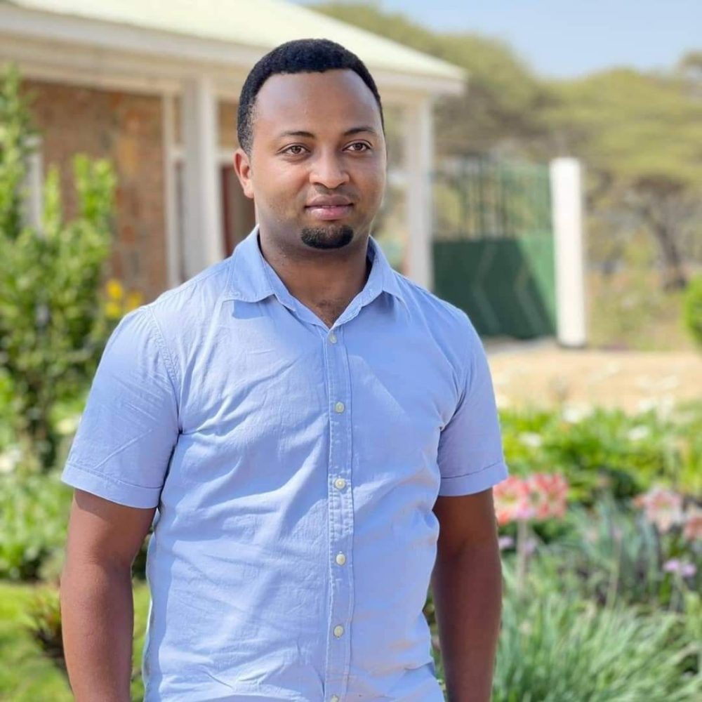 WhatsApp Image 2025-03-26 at 18.03.13